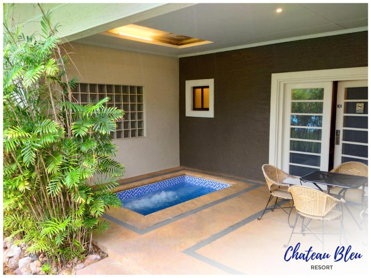 Chateau Bleu Resort Calamba  Exteriér fotografie