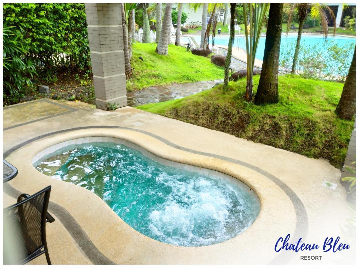 Chateau Bleu Resort Calamba  Exteriér fotografie